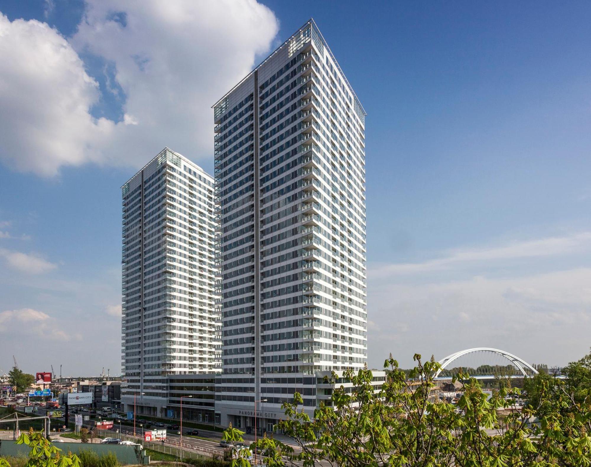 Sag Panorama City Free Parking Bratislava Dış mekan fotoğraf